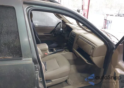 2002 Jeep Grand Cherokee Laredo from USA, damaged, VIN 1J4GW48NX2C200853